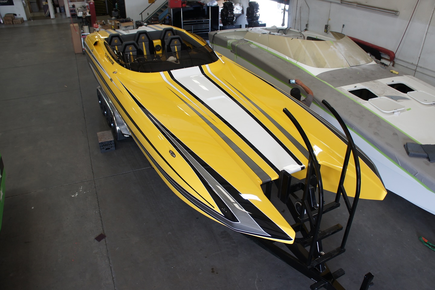 for-sale-2019-eliminator-speedster-28-twin-mercury-racing-600scls-xr-ssm-2-shorty-drives-with-its-mo